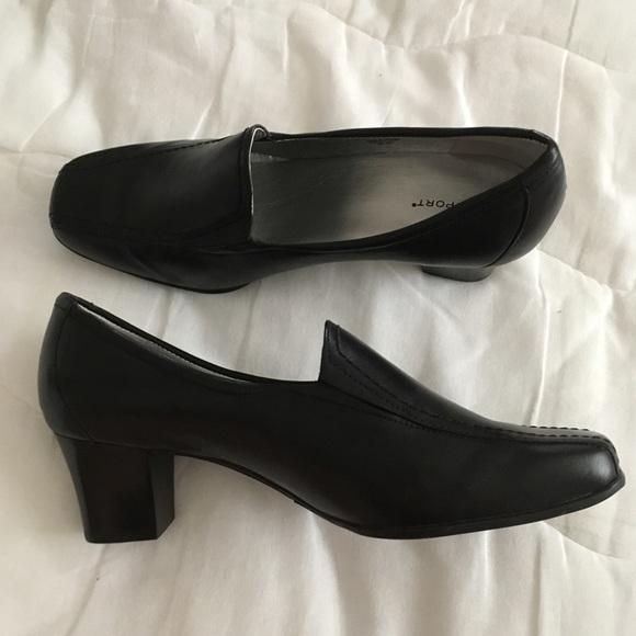 rockport loafers womens